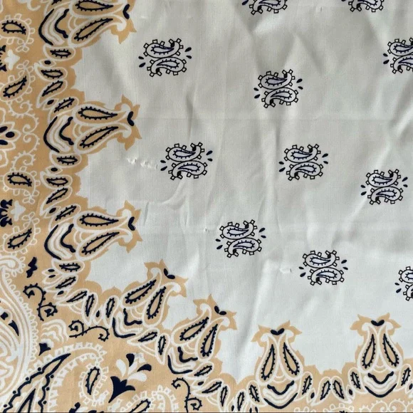 SHEIN OVERSIZED GEOMETRIC PAISLEY PATTERNED BANDANA SCARVES!! - Picture 10 of 12